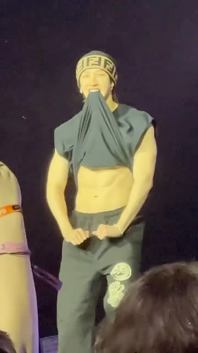 THIS CHAN🔥#straykids #skz #bangchan #dominate #amsterdam #netherlands #shorts #viral #viralshorts