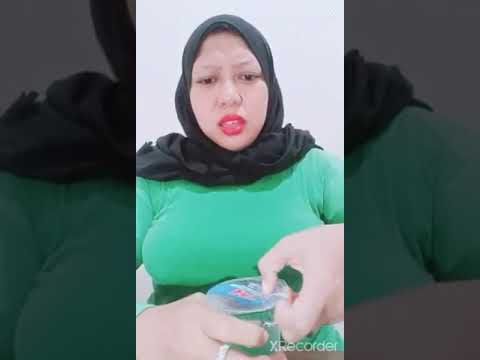Bigo Live - Tante Jilbab Basah-Basahan Mendesah Hot