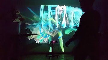 Performance Tests with Kinect and LeapMotion Controller using Soniface 03.09.2018 Part 1