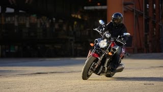 #323. Очень быстрый мотоцикл Yamaha VMAX 2010