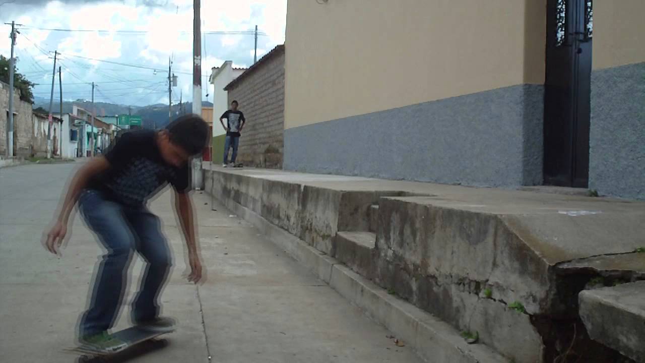 Kevin López Montage