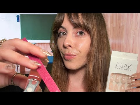 ASMR 1$ Nails in the classroom BUT you’re rich 🤑💅🏻