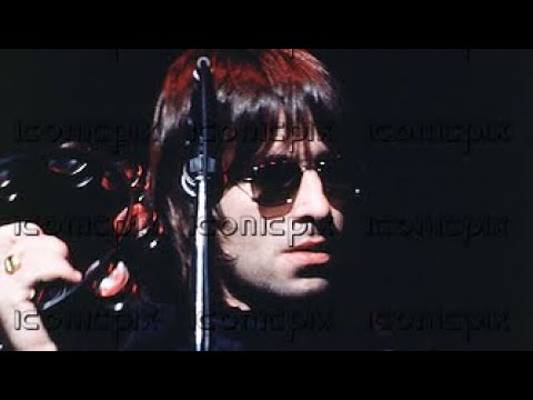 that time Liam Gallagher forgot the words to Wonderwall shorts