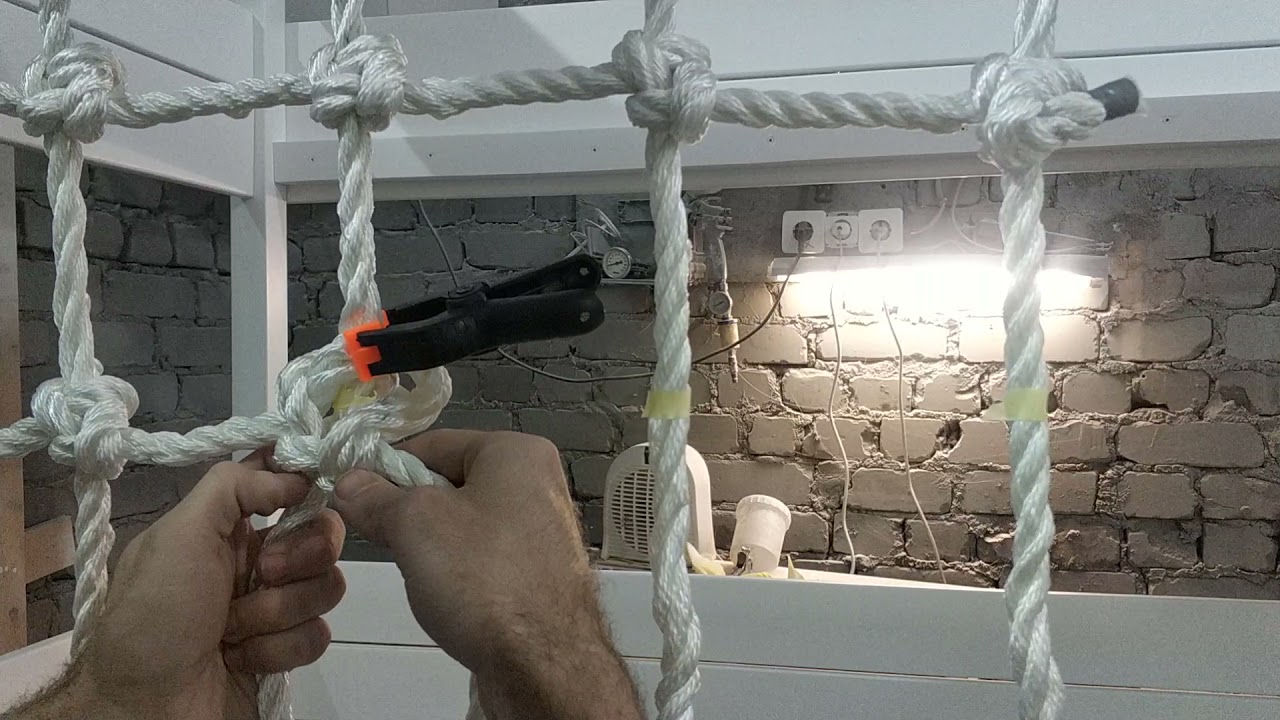 Вязание верёвочной лестницы