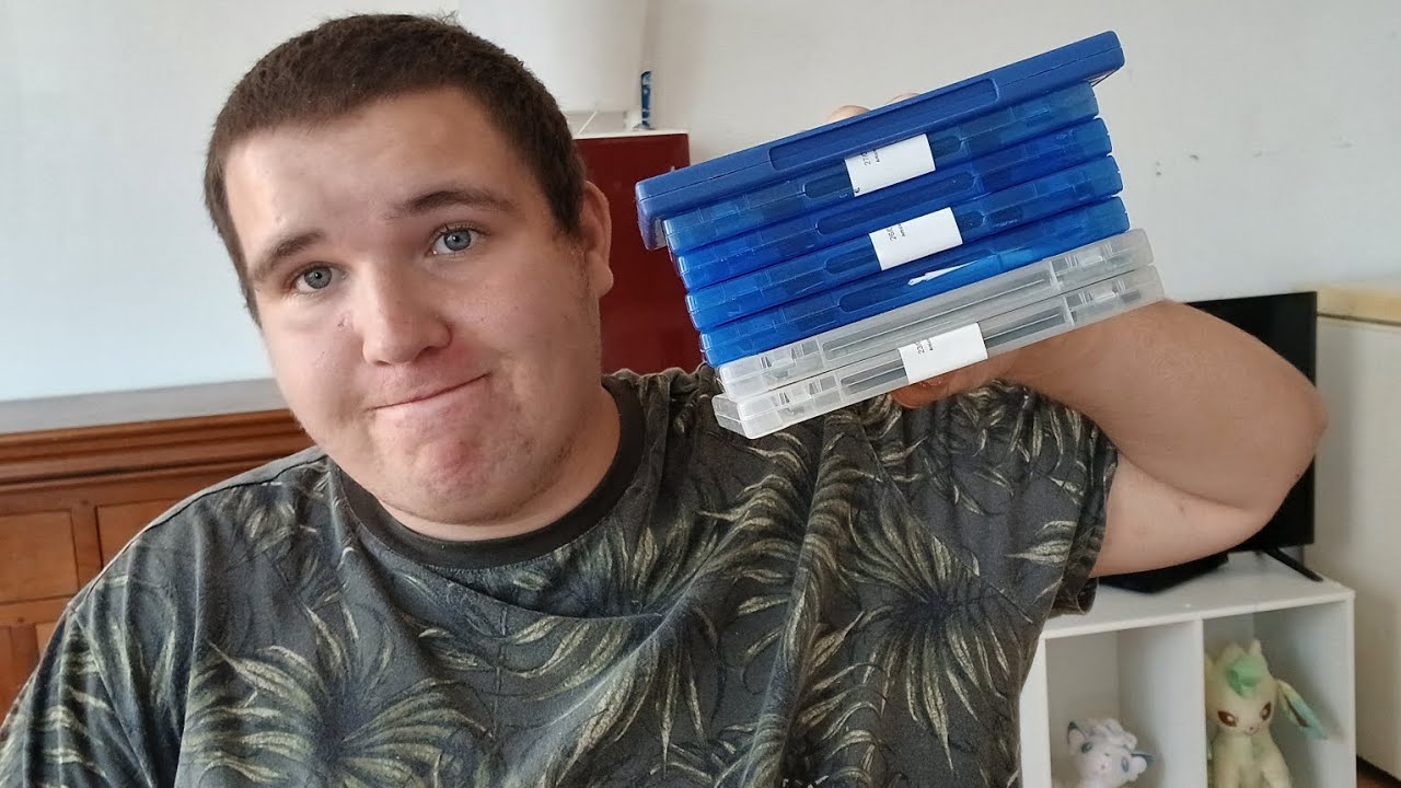 De la PS2,PS3 et PS4 dans cette video ( des jeux commun mais sympathique ) 