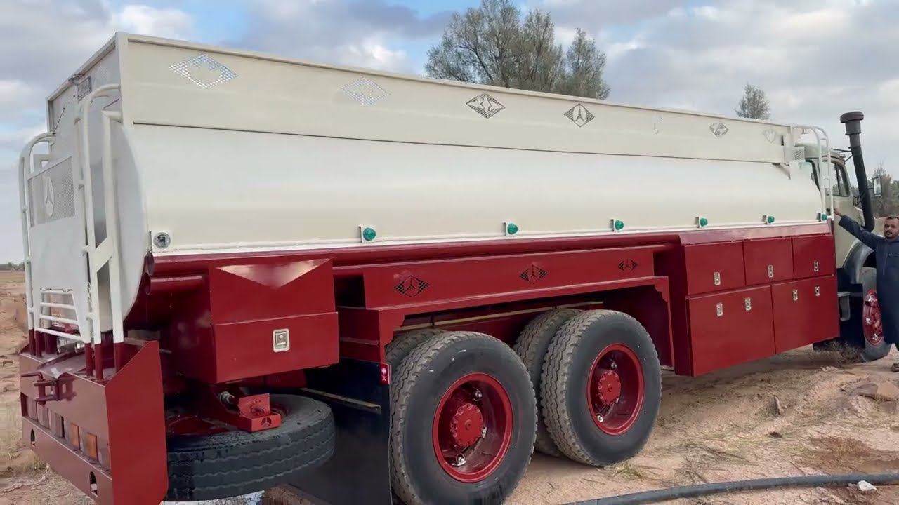 تمشيه عصريه بالوايت 😍