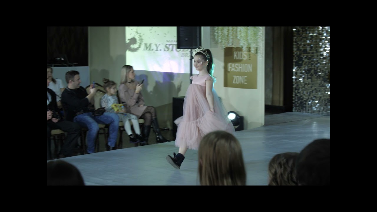 KFZ-2021. Показ коллекции "My Dreams", бренд M.Y.Studio