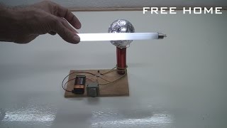 Tesla coil. wireless electricity transmission. component parts: 9 volt
battery, switch, resistance 22k 1/2 w, transistor 2n2222a, ruber tube,
0,50 mm enamell...