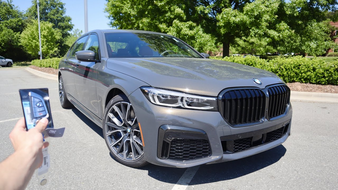 2022 BMW 750i xDrive Sedan: Start Up, Exhaust, Test Drive and Review ...