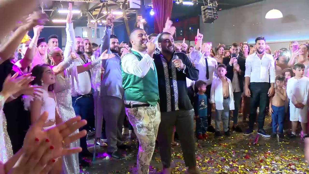 Gitanos De Santander Cantando A los Novios En Su Boda Miguel Ángel y Macarena