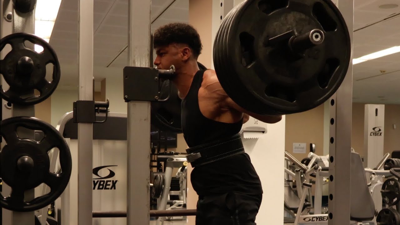 5 Plate Squat For Five Reps | How To Increase Your Squat - YouTube