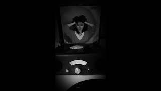 Sezen Aksu - Sen De Benim Hatalarımdan Birisin