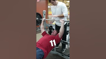 We need more spotters like this guy #gym #samsulek   #motivation