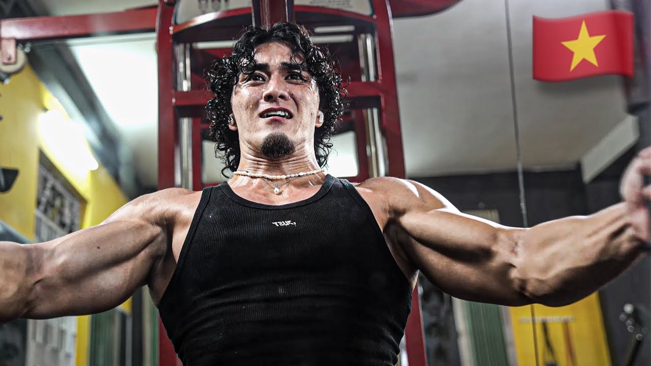 友達トレーニング Vlog] Chest Workout at a Crazy Cheap $2 Hardcore Gym & Shopping