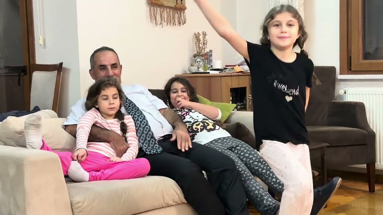 Üç Torun Bir Dede | Ahu, Asu, Alya ve İbrahim Dede Sohbeti 