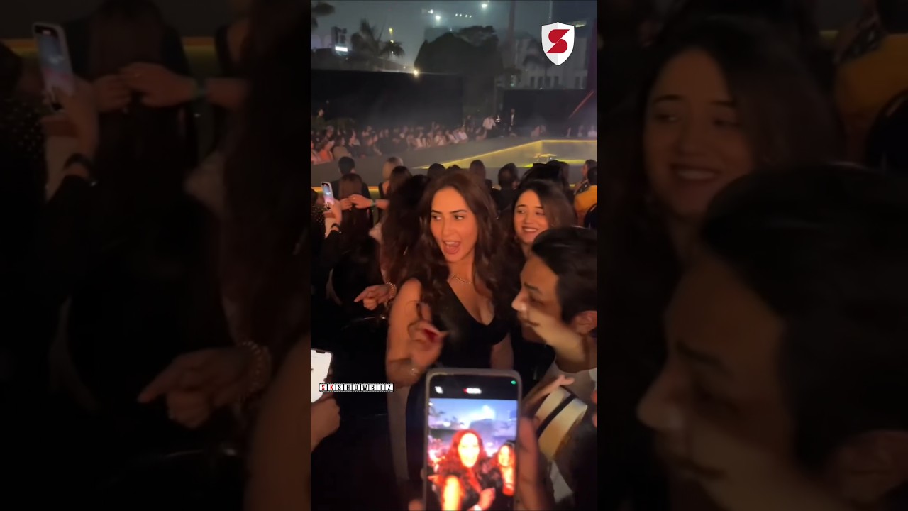 Kim Sharma Spotted Today at an Event 🖤 