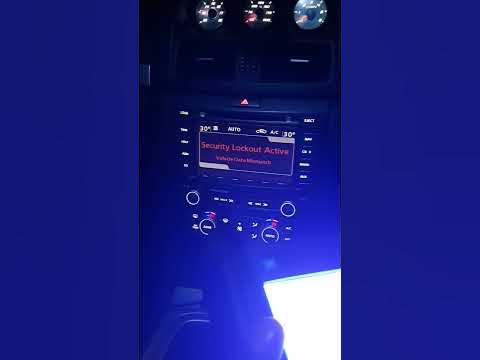 VE Commodore Headunit Programming (Vehicle Data Mismatch) - YouTube