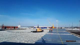 Танцующий во льдах. Таймлапс. Порт Хамина Финляндия. Dancing in ice  Port Hamina Finland