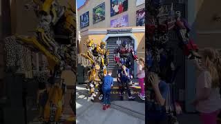 “Robot Dance “ 😀#bumblebee #transformers #optimusprime