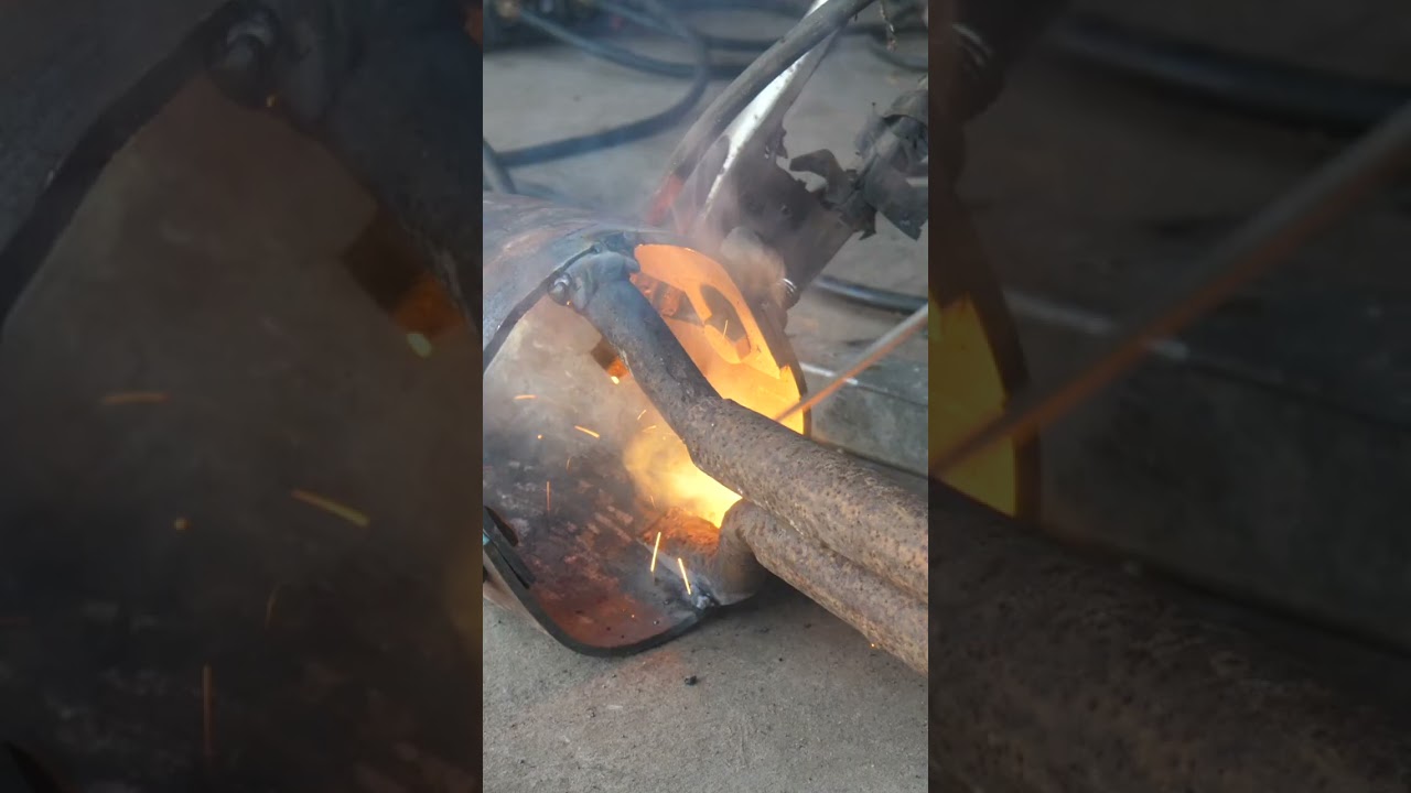 Blacksmithing  @AmazingKKDaily