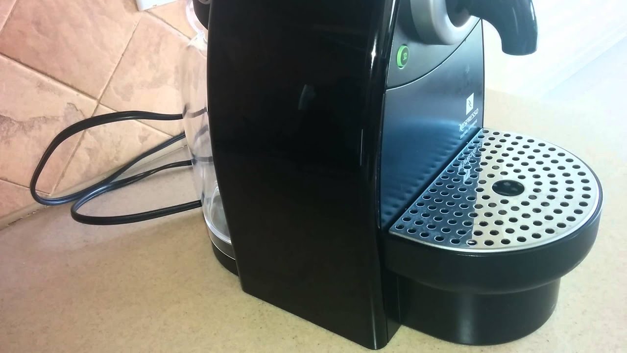 Nespresso Essenza c100 -