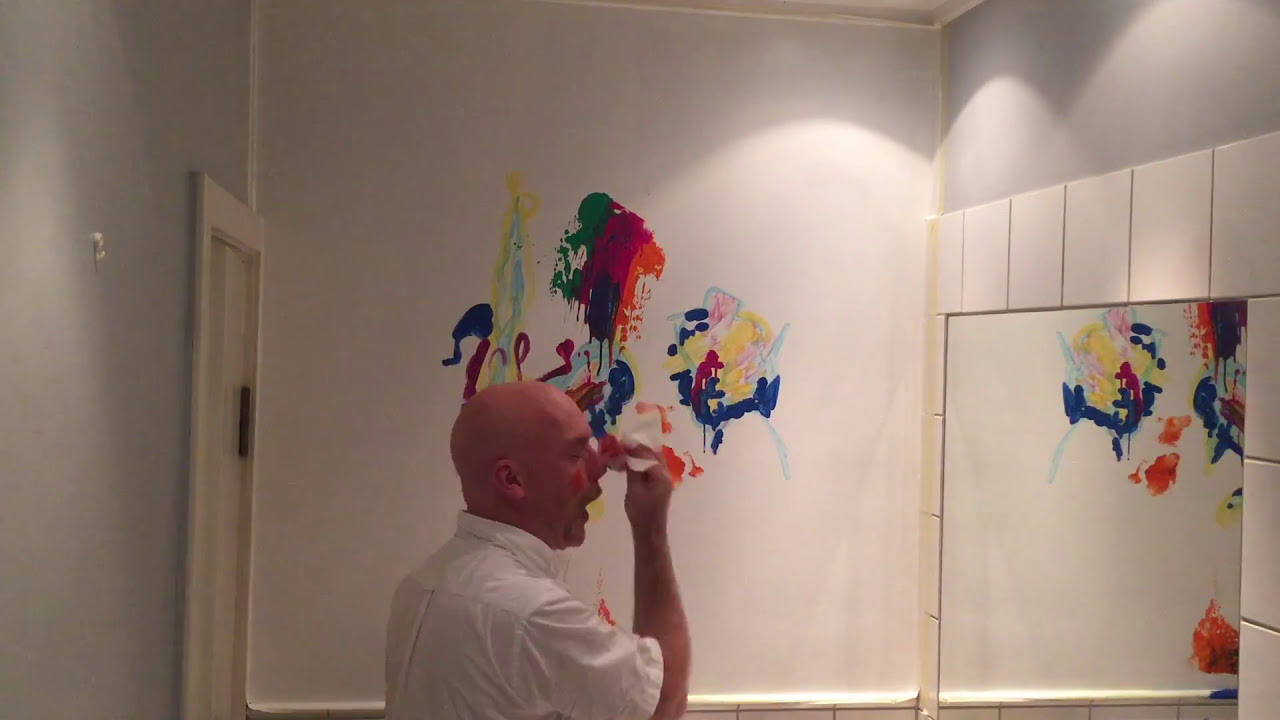 Jono El Grande painting his bathroom wall (Try This At Home Too)