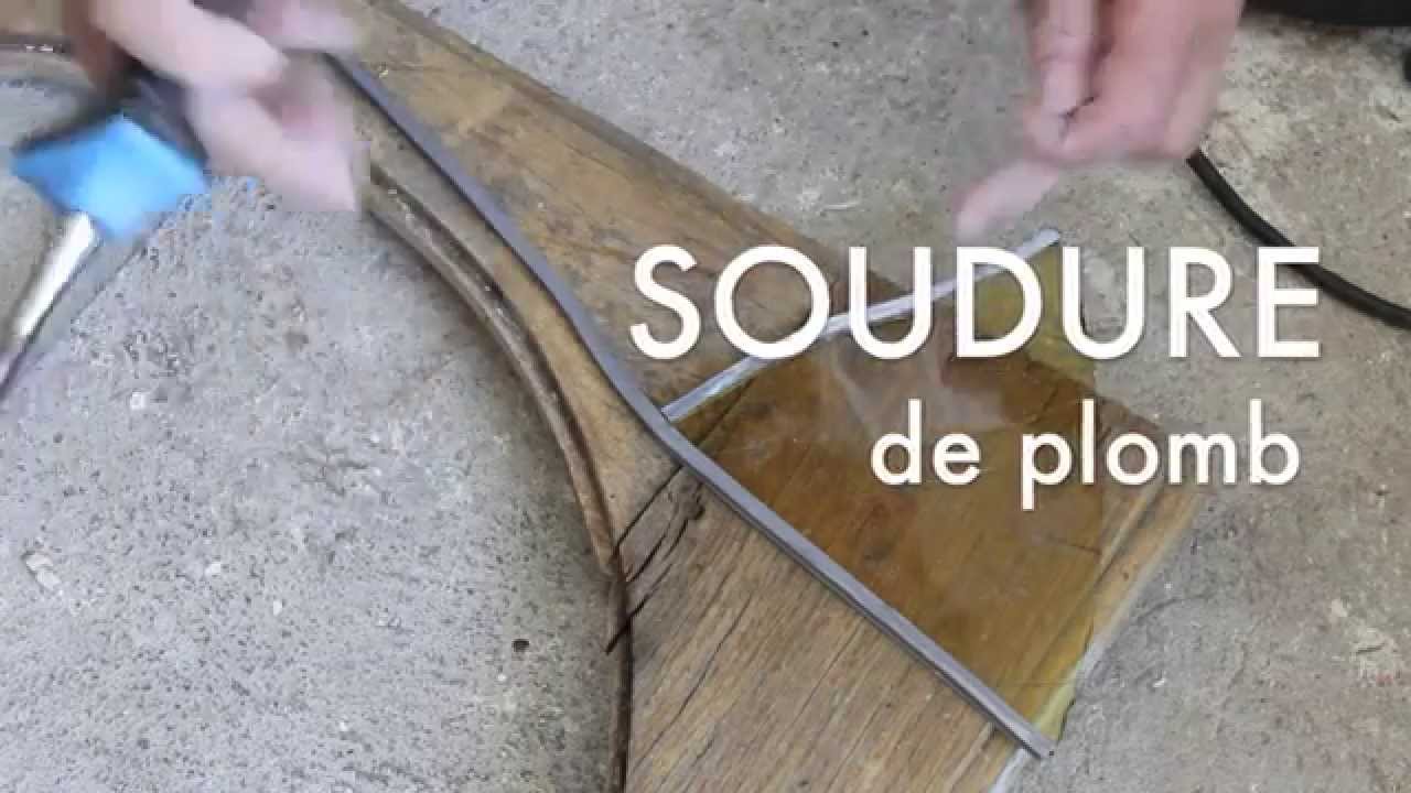 Comment faire la soudure de plomb à vitrail ? - Conseil Bricolage