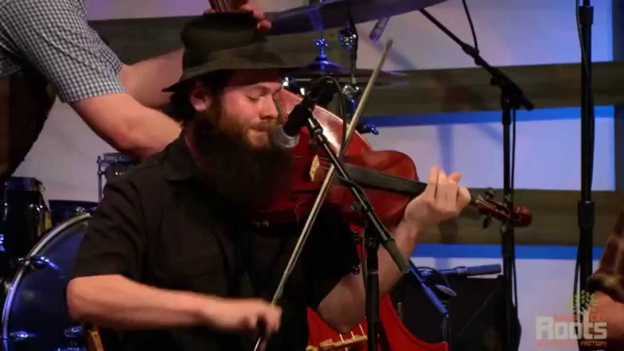 Guarda Whiskey Bent Valley Boys "Old Molly Hare" su YouTube Guarda Whiskey Bent Valley Boys "Old Molly Hare" su YouTube