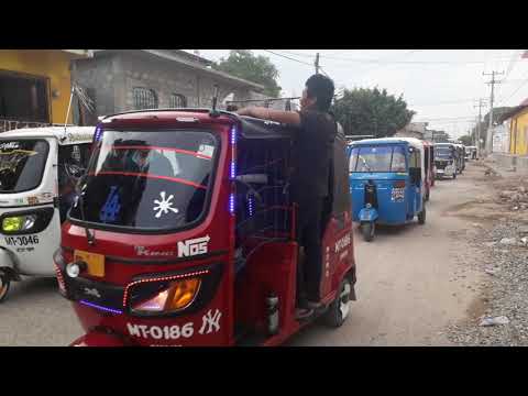 Video: Cara Mengambil Mototaxi di Peru