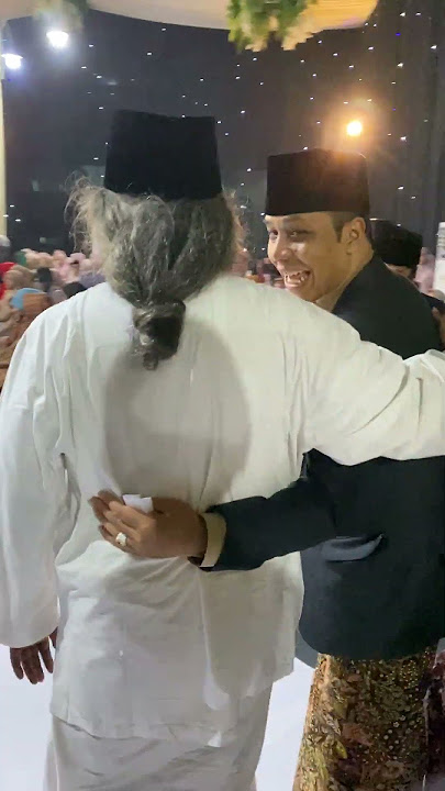 Momen ketika bersama Gus Kautsar ' kringetnya itu loh ' #gusmuwafiq #ceramahlucu #guskautsar