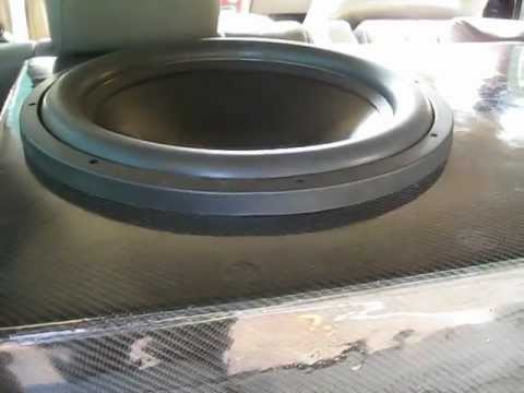 dome-light-destroyed-by-bass,-1-re-sx-18"-subwoofer-in-massive-box