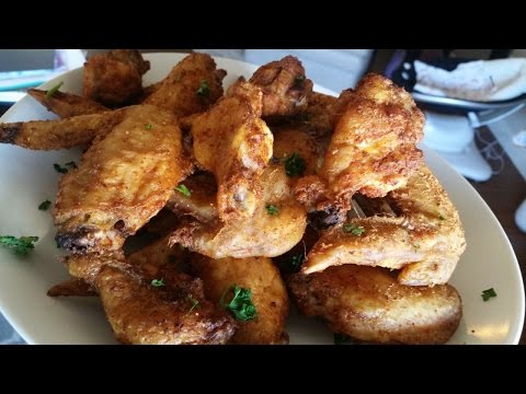 AMAZING Baked (Not Fried) Crispy Chicken Wings!