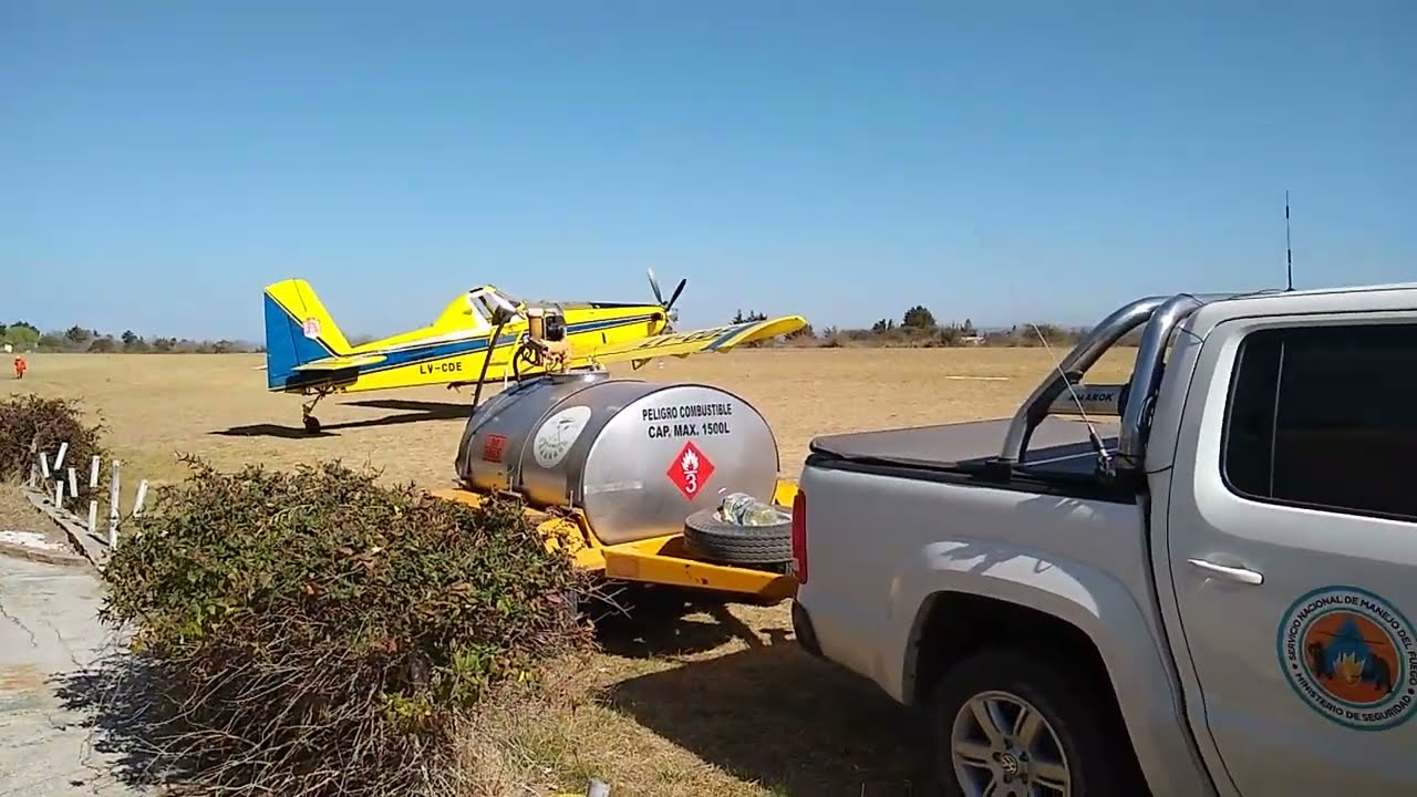 AT802 landing at vgb aeroclub