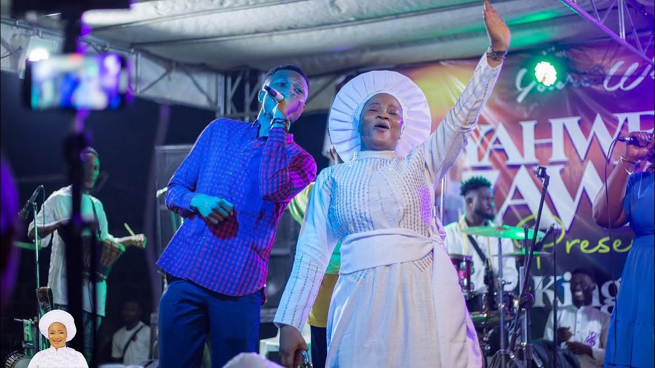 AKINTAYO AKINWANDE MINISTRATION AT YAHWEH 3.0 WITH TBS & HER YAHWEH CREW
