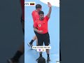 🇨🇱 Mari Correa always finding the space, even where there shouldn’t be one 🤭 #handball #Chile