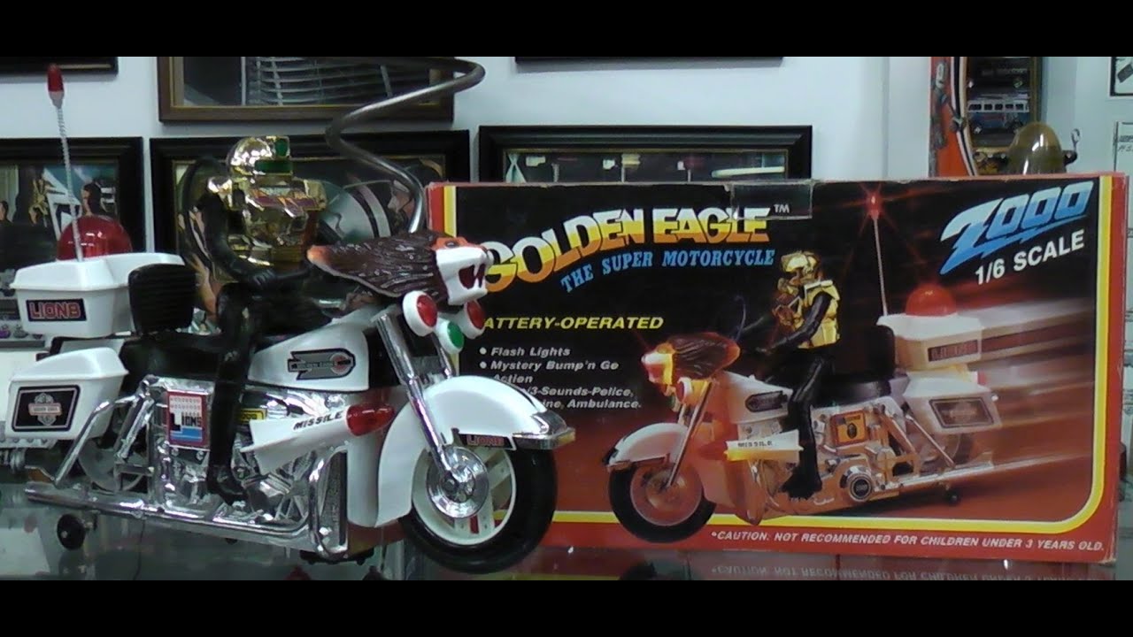 Let's play with the giant 1986 Golden Eagle , Robot Super Motorcycle.