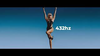 Video thumbnail of "Miley Cyrus - Jaded - 432hz"