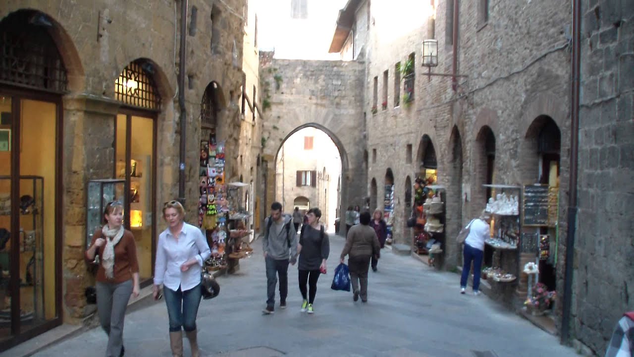 Италия март Италия март