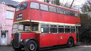 10 Delightful Pictures of Double Decker Buses from England