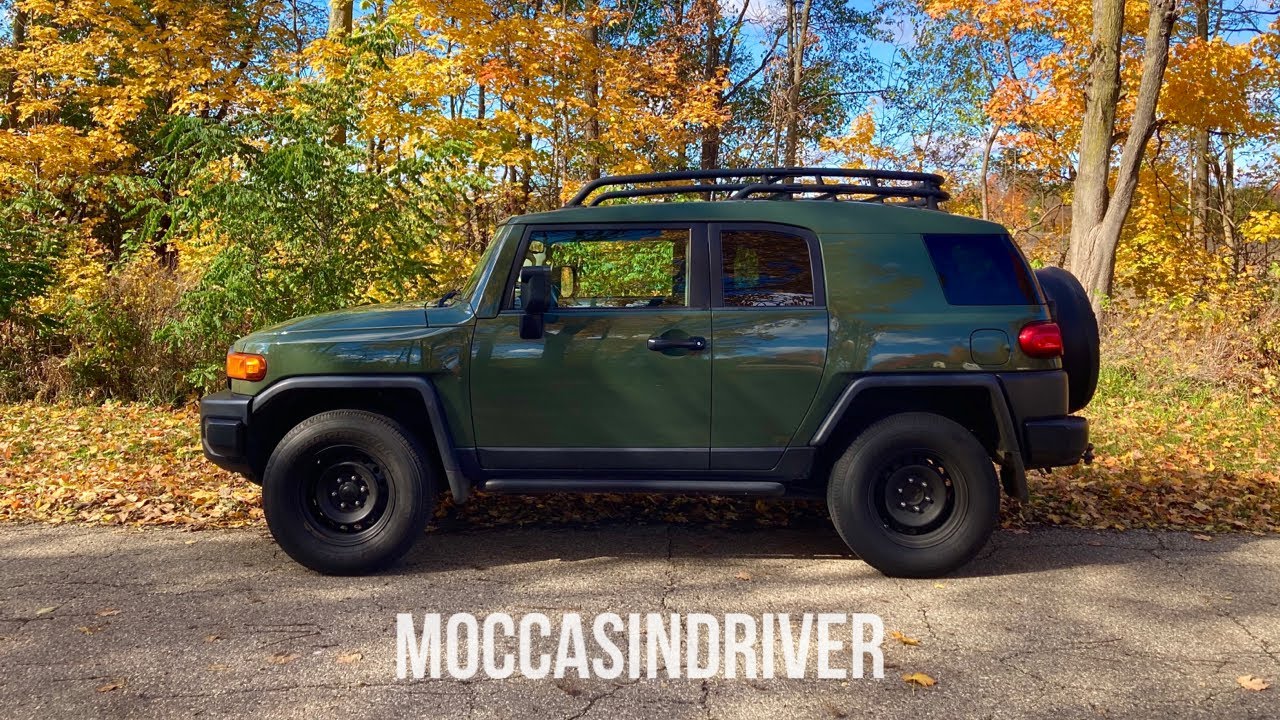 2011 Toyota FJ Cruiser | POV Walkaround & Quick Drive