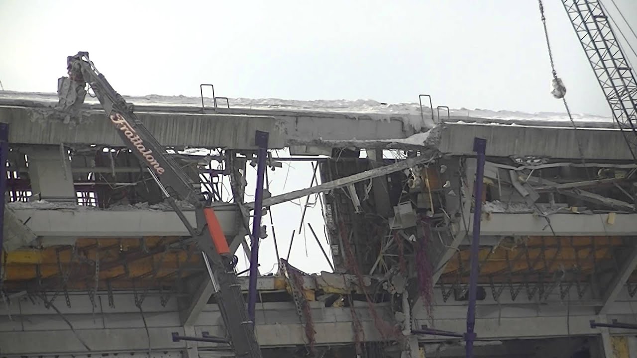 Metrodome Stadium Demolition ! Mall Of America Field Deconstruction