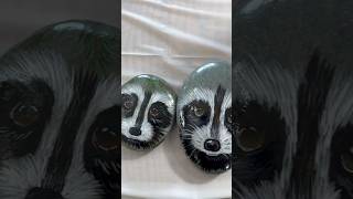 Painting Cute Raccoons on Rocks with Acrylic Paints #acrylicpaints #raccoonsonrocks