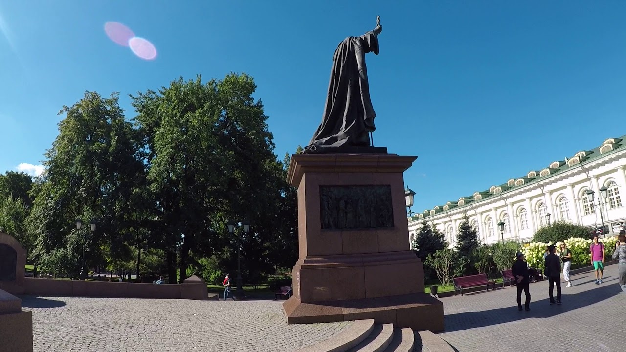 Alexander Garden Moscow | Moscow By Ibn Azhar