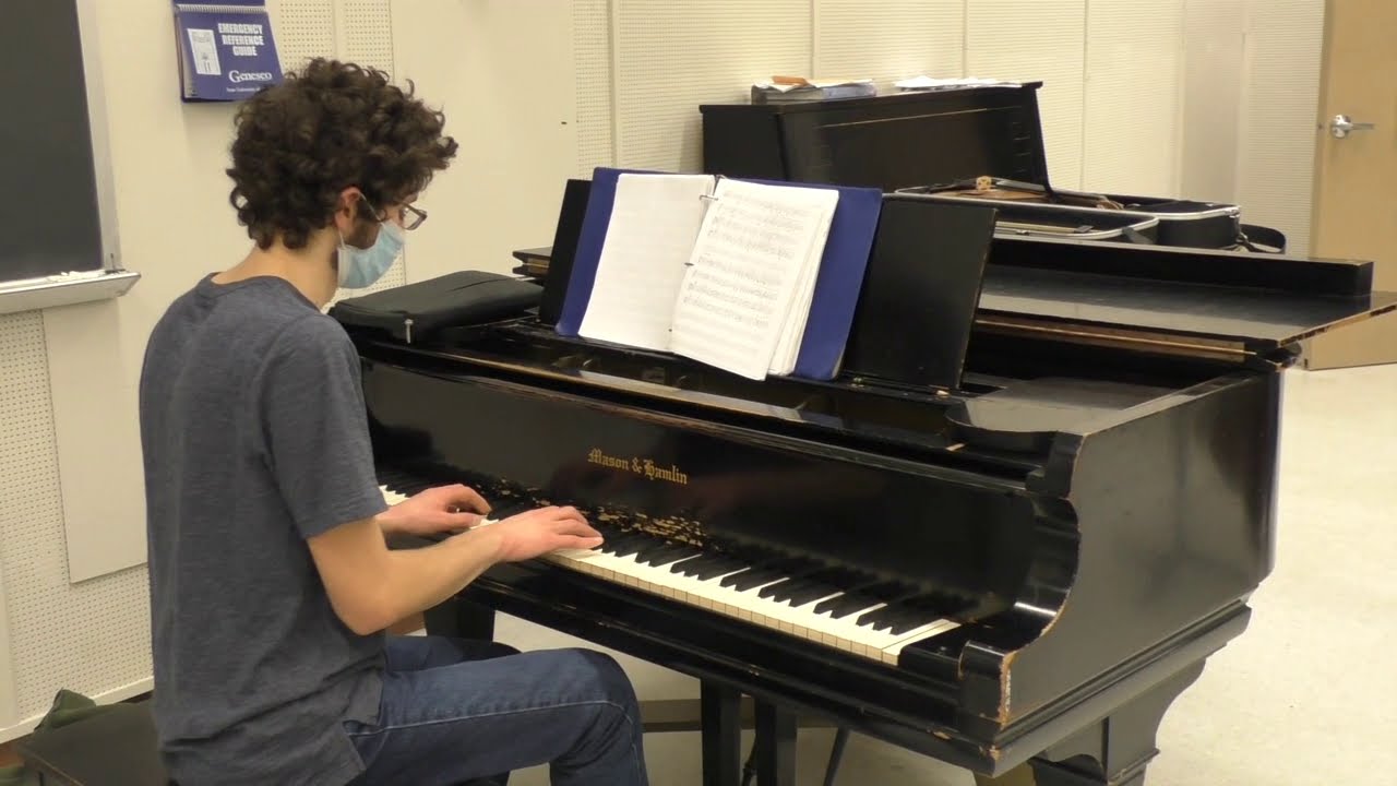 Geneseo String Band playing Geneseo Summer (waltz by Jim Kimball)