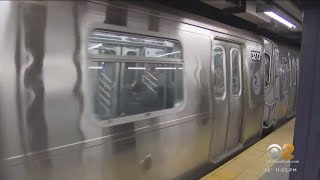 Suspect arrested for attacking subway passenger with sword