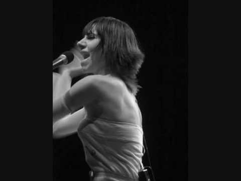 YouTubeでPJ Harvey - Waitを視聴 YouTubeでPJ Harvey - Waitを視聴