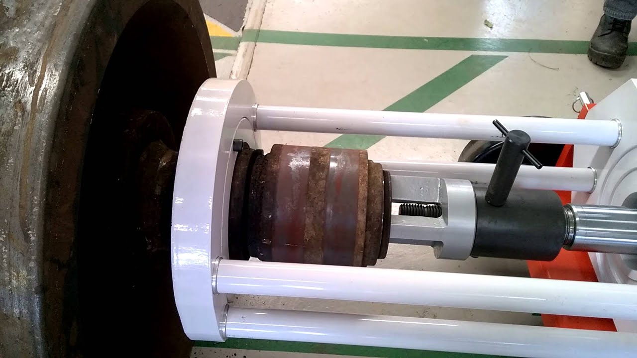 PR3100J Rail Puller - YouTube