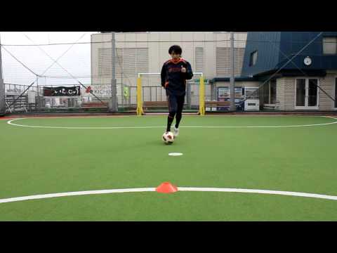 小学生のマルセイユルーレット マルセイユターン の練習方法 陸トトのジュニアサッカートレーニング日記