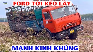 Lần đầu thấy anh em giải cứu xe kamax chở củi cao su mắc lầy bằng tời quá mạnh luôn