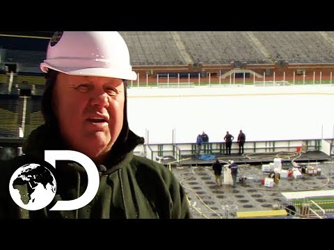 Video: How To Build An Ice Rink In
